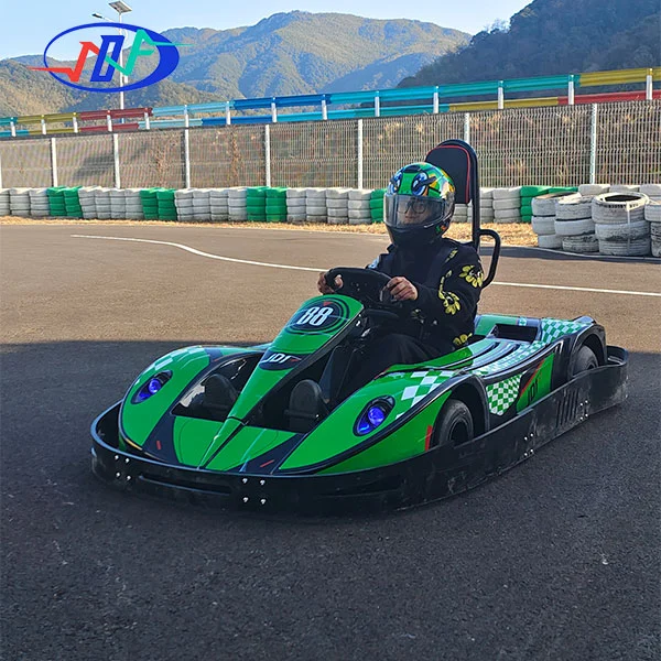 Come scegliere tra un go-kart di carburante e un go-kart elettrico per adulti?